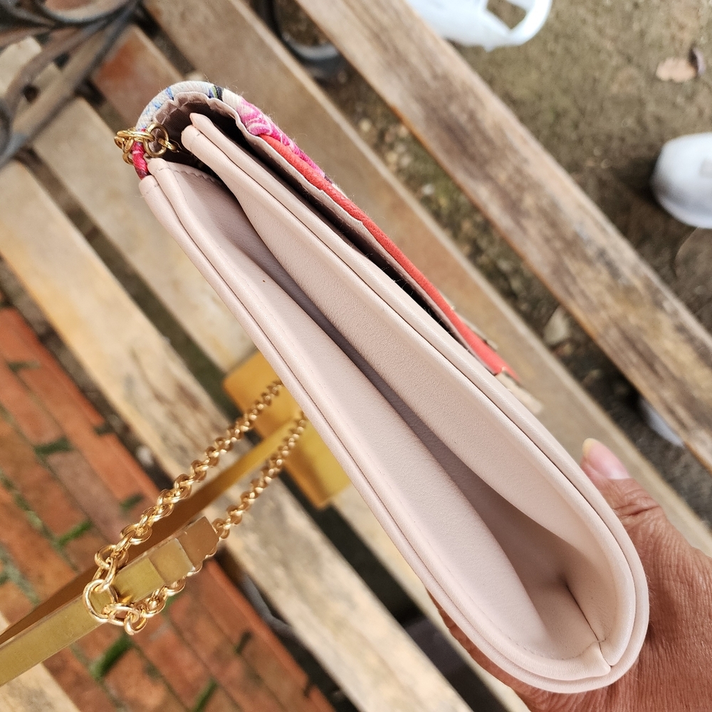 ALDO floral envelope clutch crossbody - Picture 12 of 12